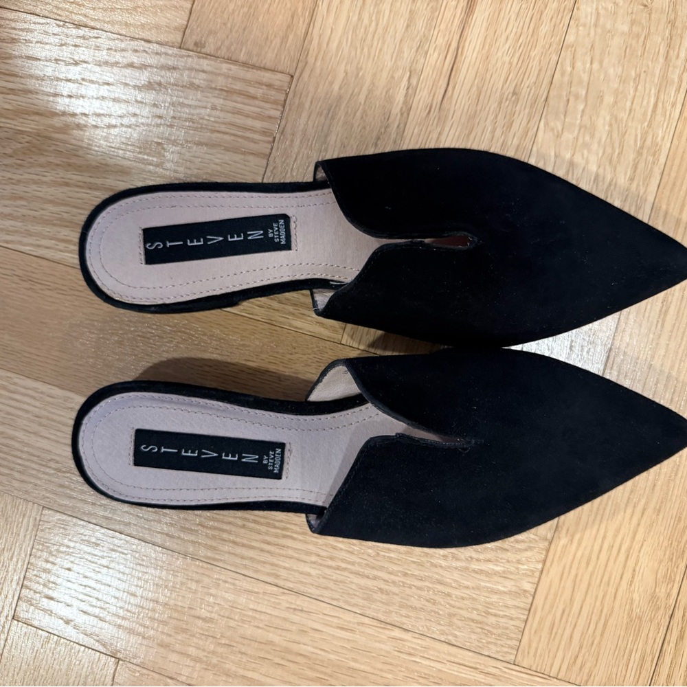 Steven By Steve Madden Black Pointed-Toe Slip-On Mules with Notch